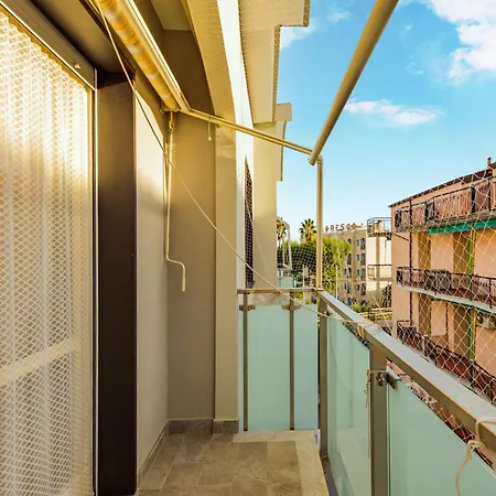 Blue Sky House Apartamento Ceriale