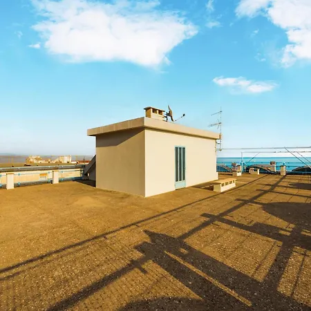 Blue Sky House Apartamento Ceriale